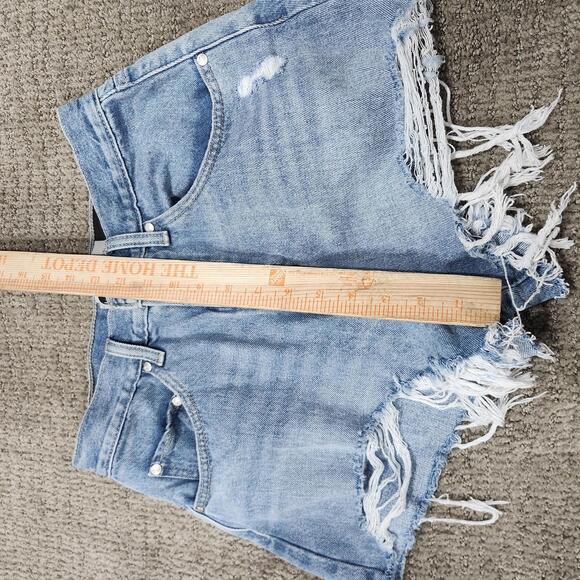 Levi’s Shorts Mom Silver Tab Blue Pockets Women’s Size 28 - Picture 4 of 8